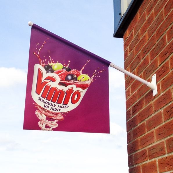 Standard Projecting Flag Kit – product photograph 2